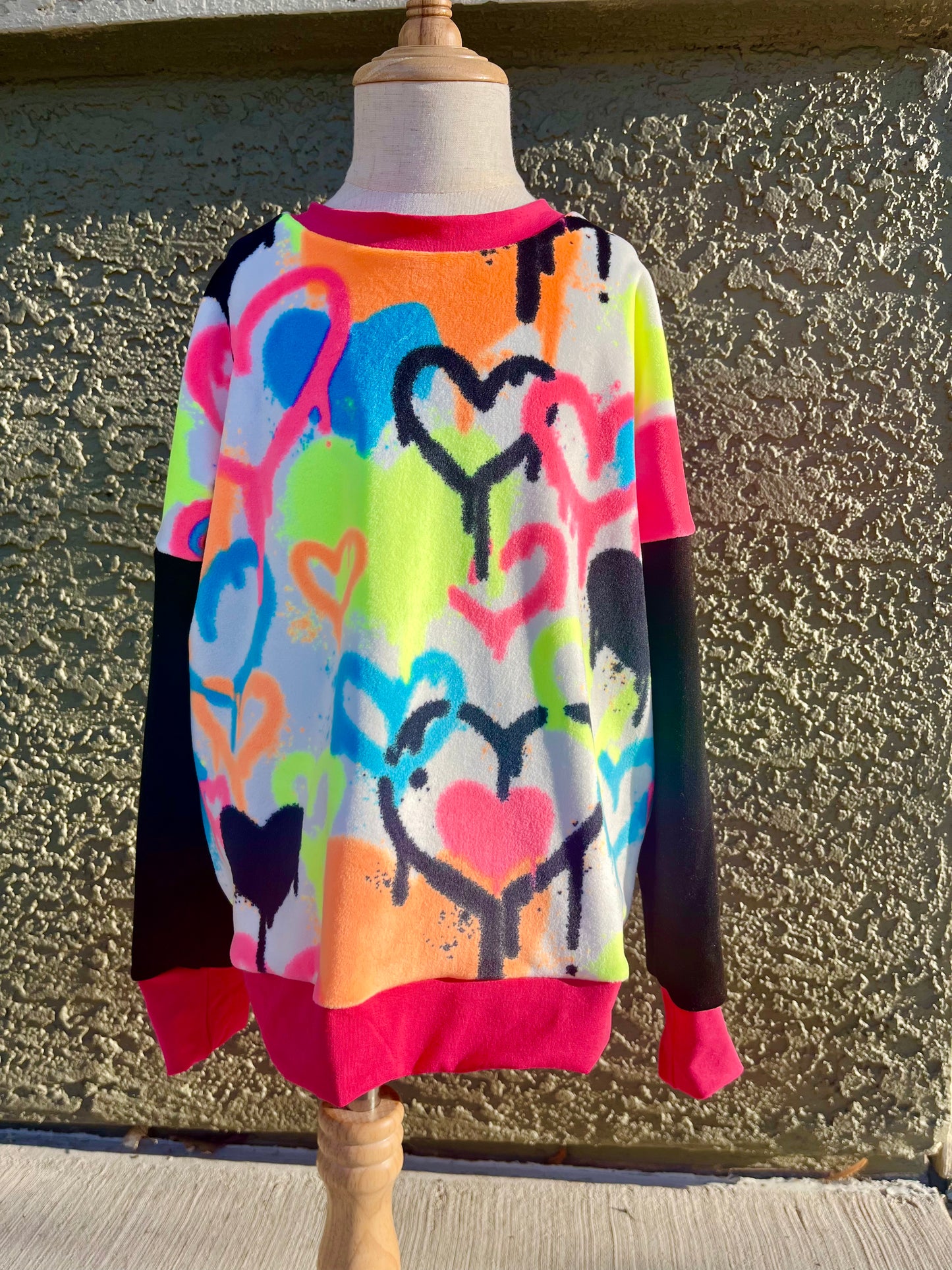 Fleece Snuggle: Graffiti Hearts • RTS